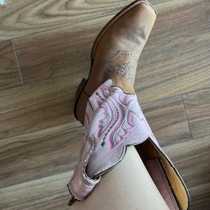 Justin Cowgirl Boots 9 1/2